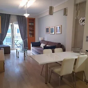 Luxury Philoxenia Apartment