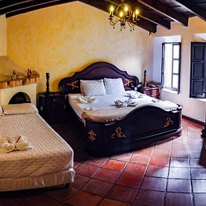 https://hotel-central-antiguainn.guatemalaantiguahotels.com